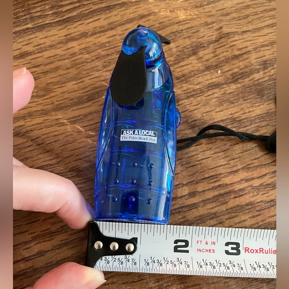Clear Blue Tone Plastic Battery Operated Hand Held/ Necklace Fan - Picture 5 of 5